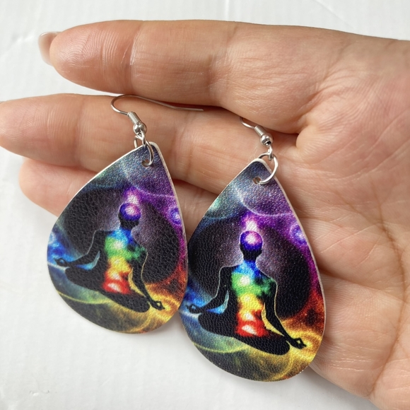 BNWT Yoga Chakra Meditation Teardrop Earrings - Serene and Spiritual - Picture 6 of 10